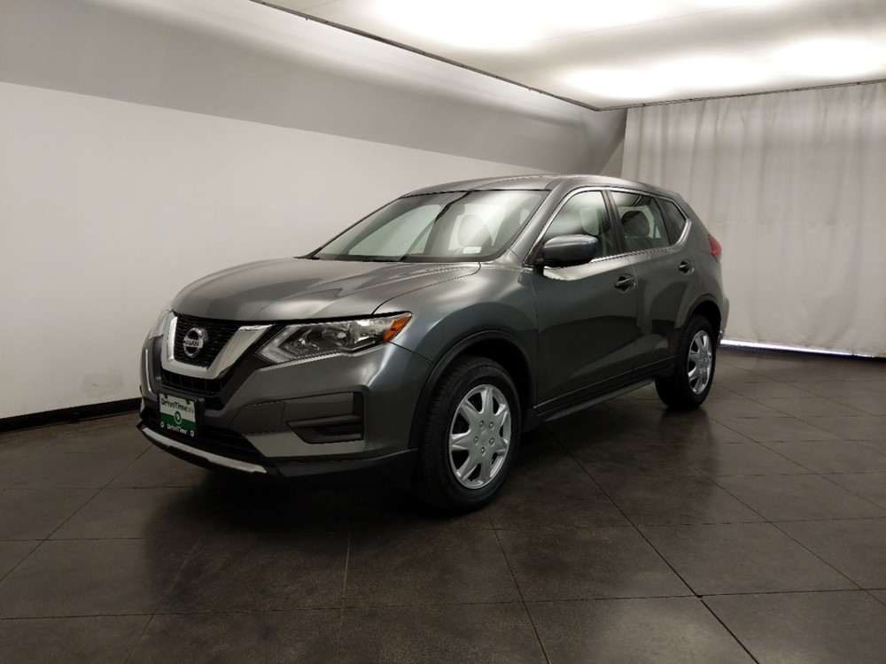 2017 Nissan Rogue - Driver Front Bumper