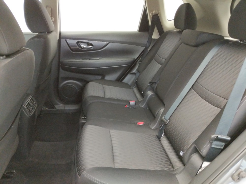 2017 Nissan Rogue - Driver Rear Seat