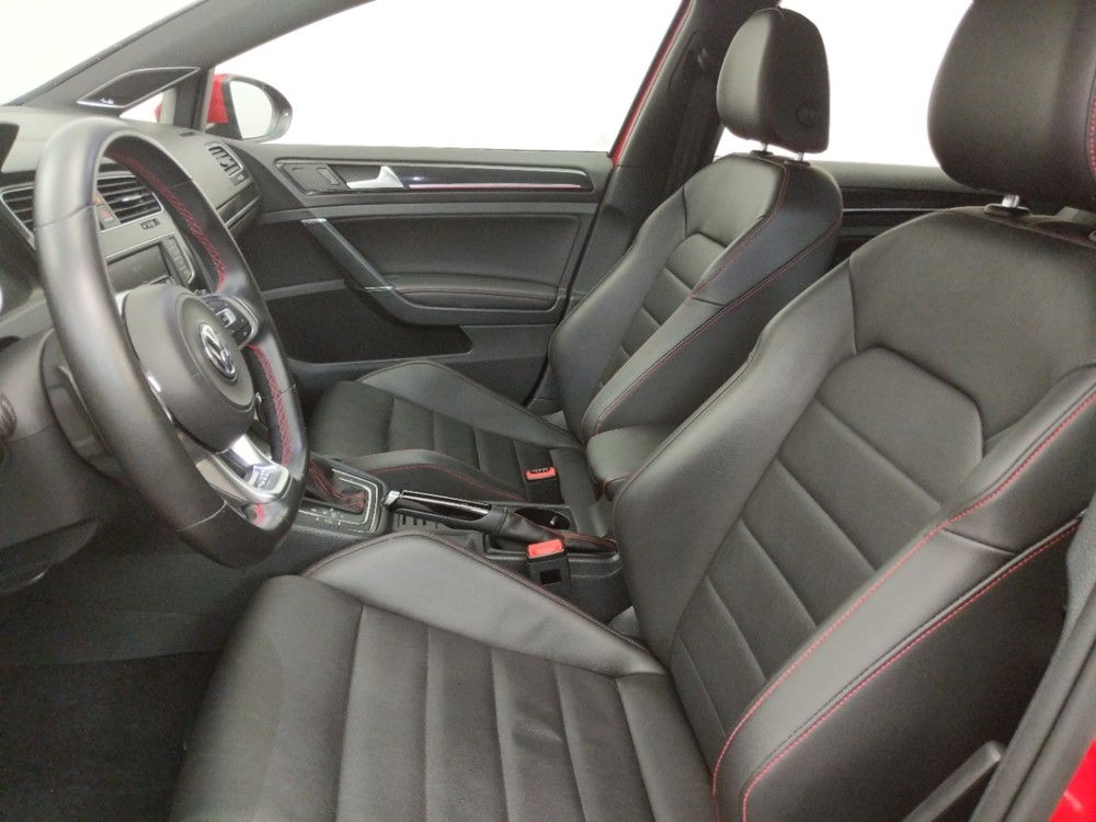 2016 Volkswagen Golf - Driver Front Seat