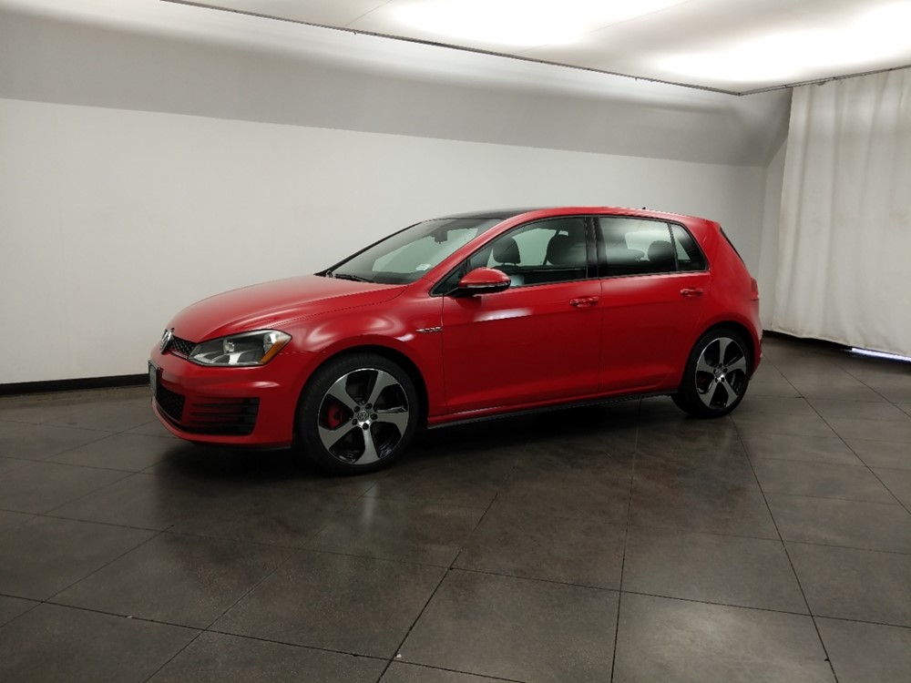 2016 Volkswagen Golf - Driver Front Side