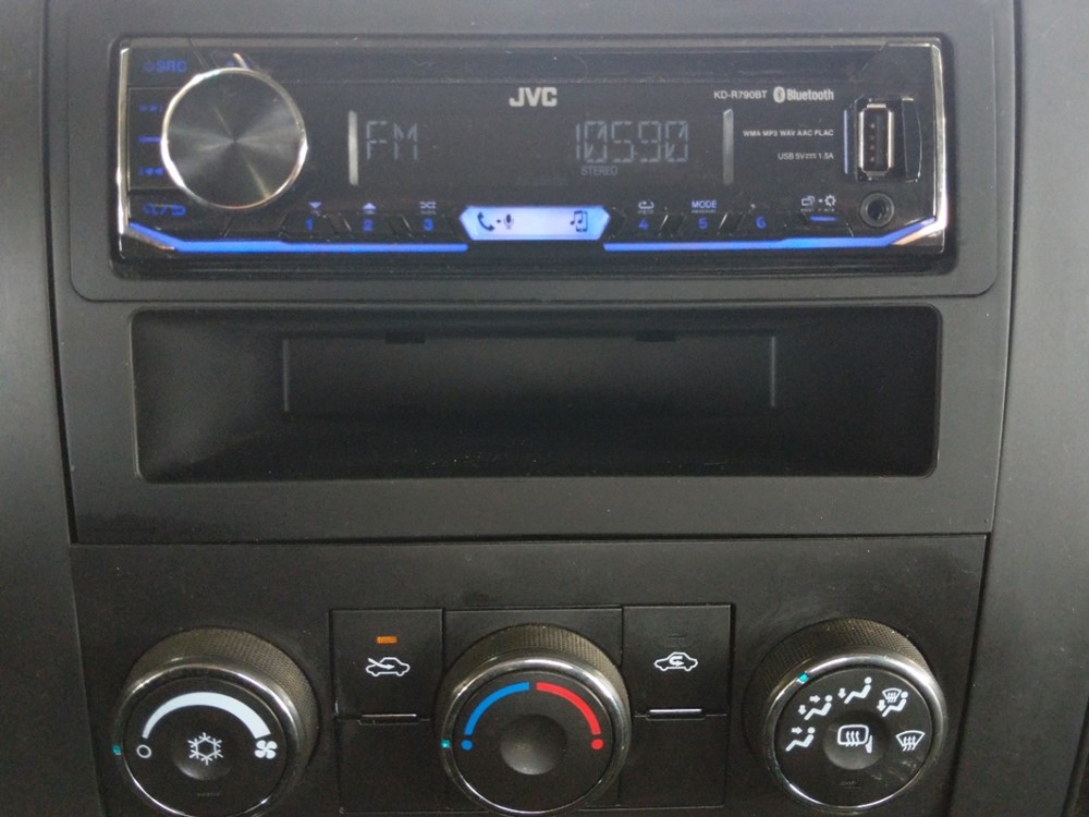 2009 Chevrolet Silverado 1500 - Stereo Package