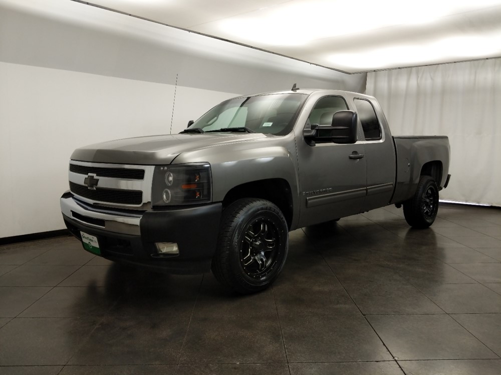 2009 Chevrolet Silverado 1500 - Driver Front Bumper