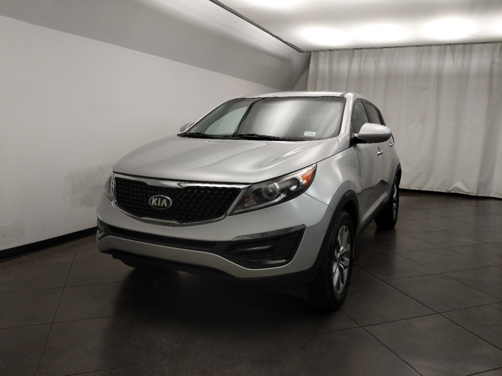 2016 Kia Sportage - Driver Front Hood