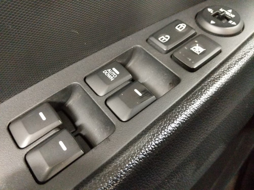 2016 Kia Sportage - Driver Power Windows/Lock Control