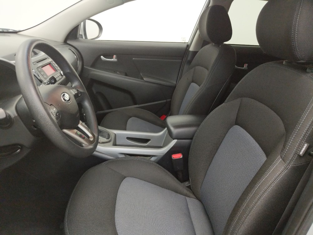 2016 Kia Sportage - Driver Front Seat