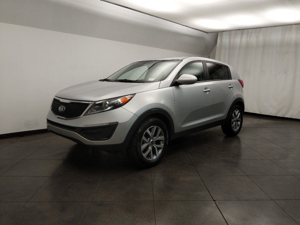 2016 Kia Sportage - Driver Front Bumper