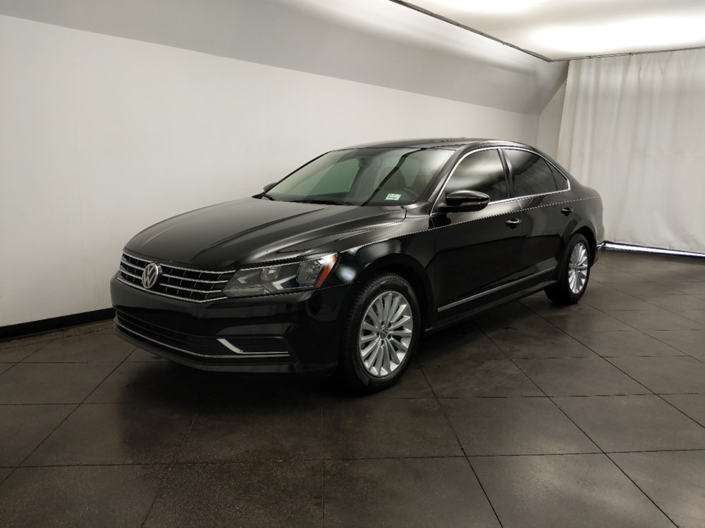 2016 Volkswagen Passat - Driver Front Bumper