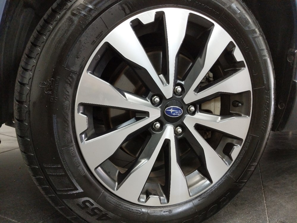 2017 Subaru Outback - Wheel