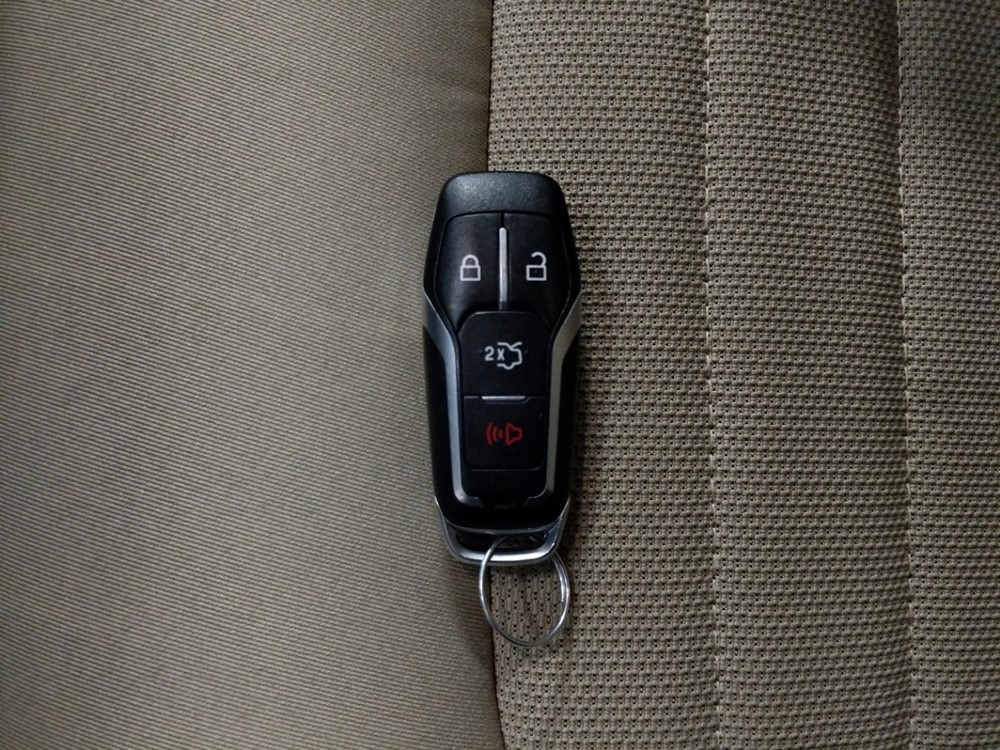 2015 Ford Edge - Keys