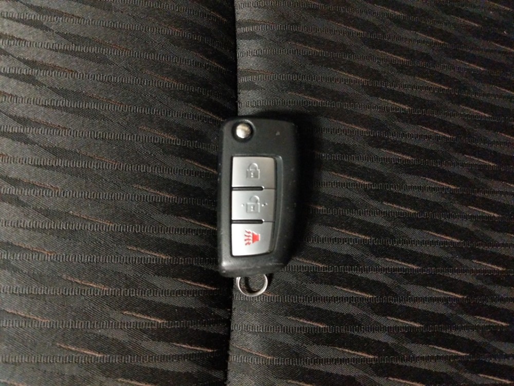 2017 Nissan Rogue - Keys