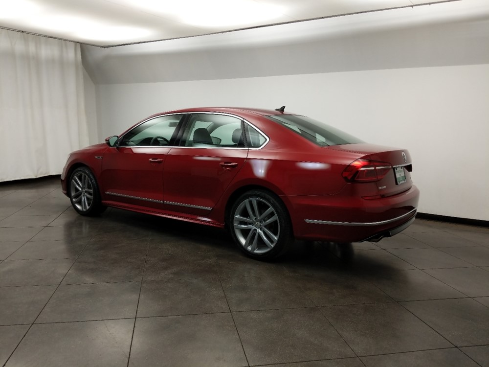 2017 Volkswagen Passat - Driver Rear Side