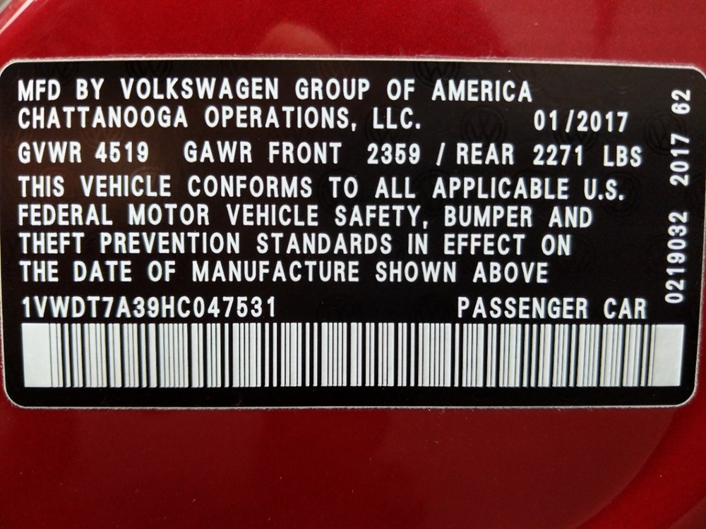 2017 Volkswagen Passat - VIN Plate
