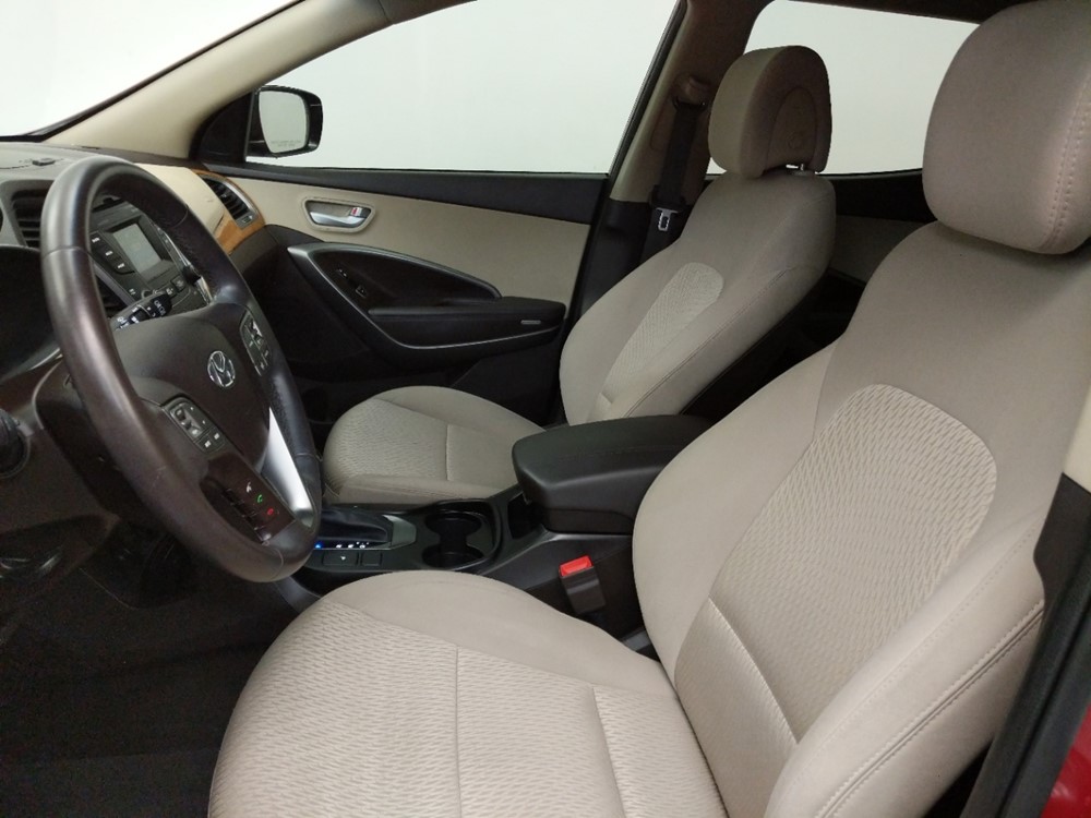 2014 Hyundai Santa Fe - Driver Front Seat