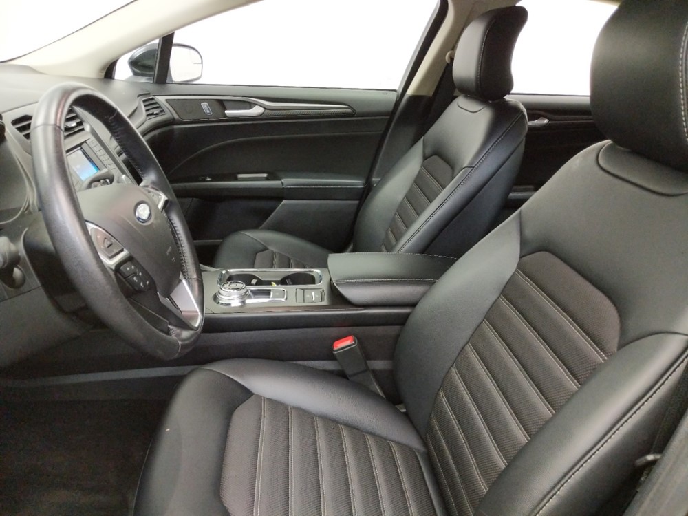 2018 Ford Fusion - Driver Front Seat