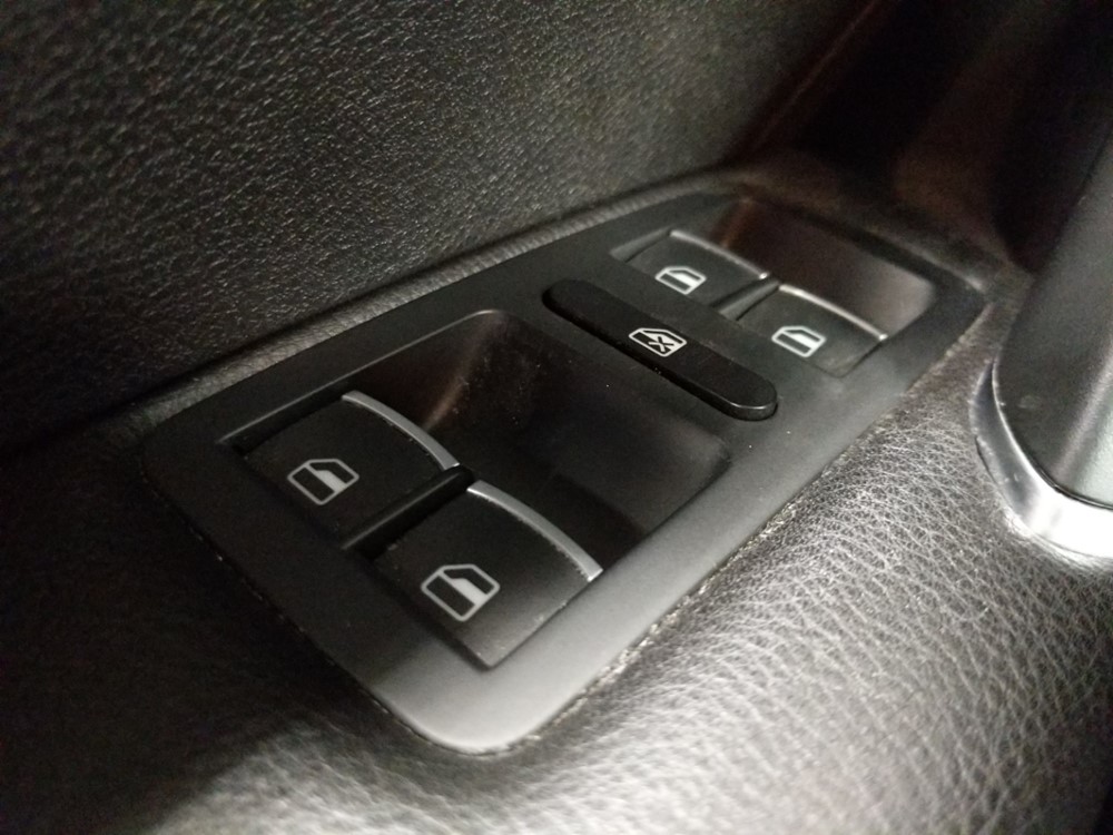 2016 Volkswagen Passat - Driver Power Windows/Lock Control