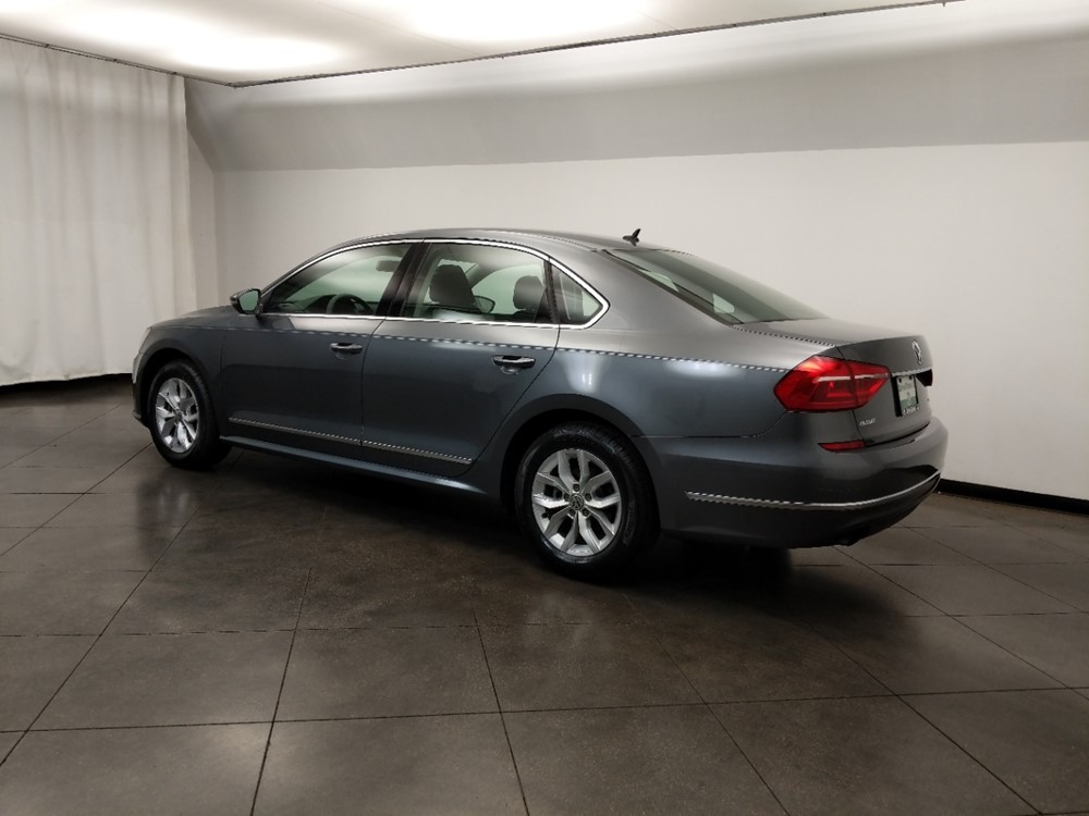 2016 Volkswagen Passat - Driver Rear Side