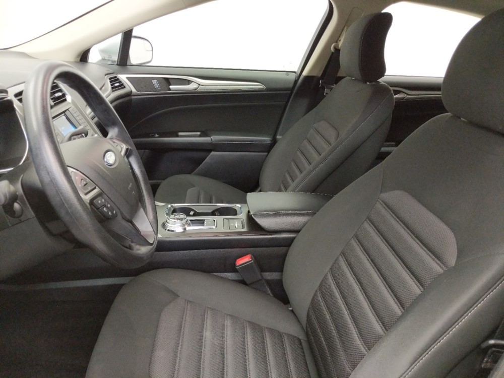 2017 Ford Fusion - Driver Front Seat