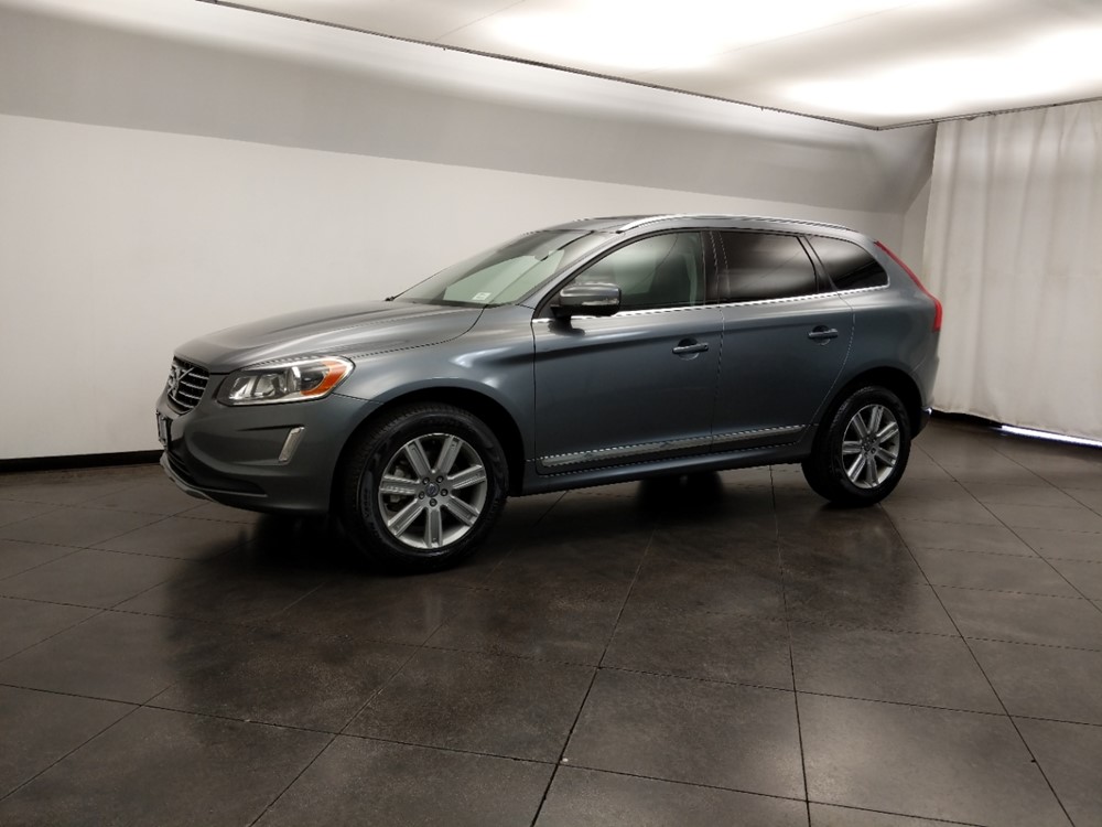 2017 Volvo XC60 - Driver Front Side