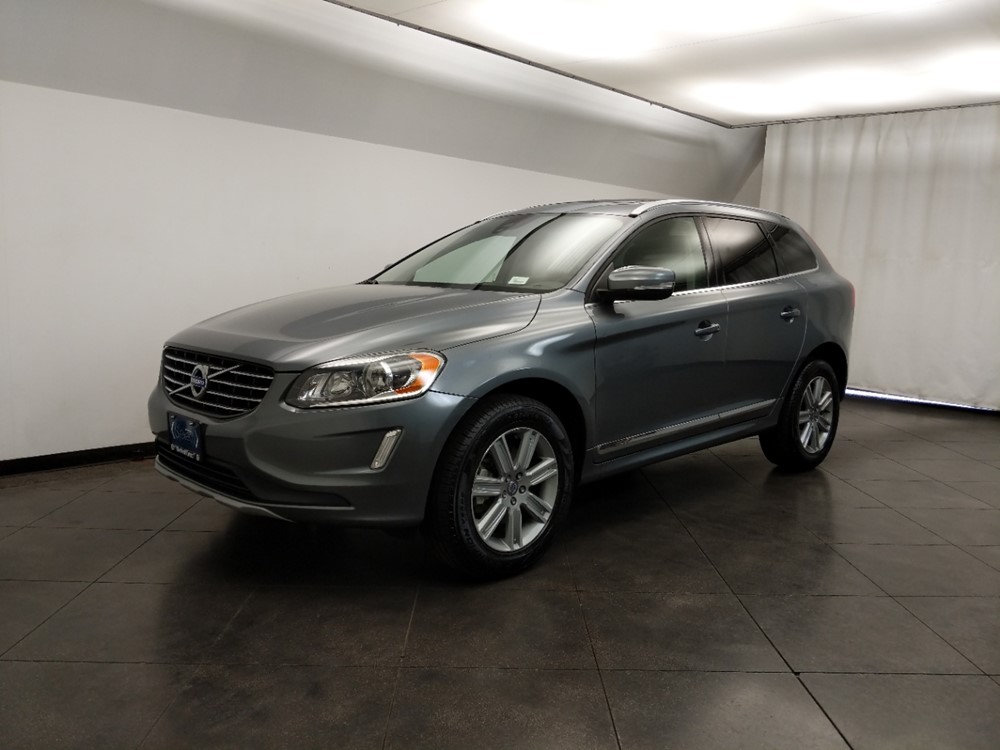 2017 Volvo XC60 - Driver Front Bumper