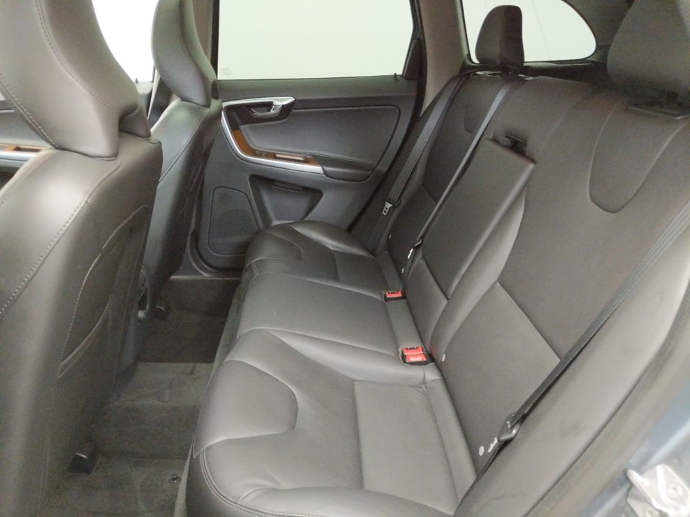 2017 Volvo XC60 - Driver Rear Seat