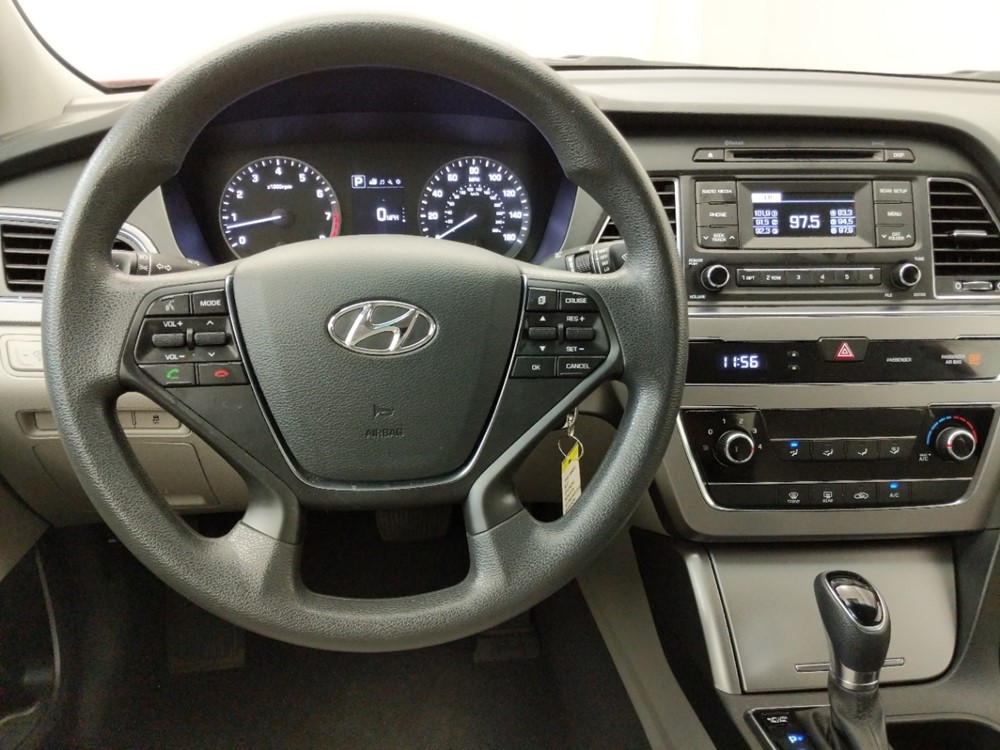 2017 Hyundai Sonata - Driver Dash