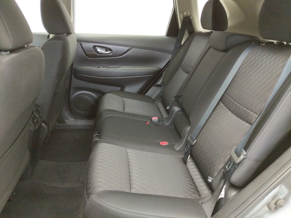 2017 Nissan Rogue - Driver Rear Seat