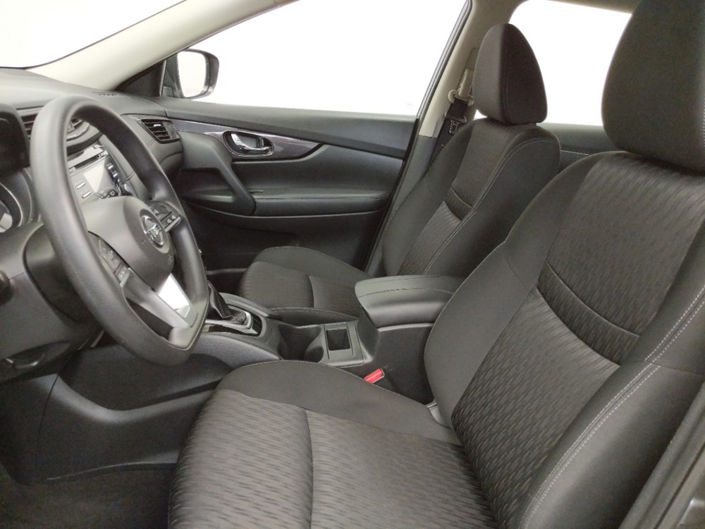 2017 Nissan Rogue - Driver Front Seat