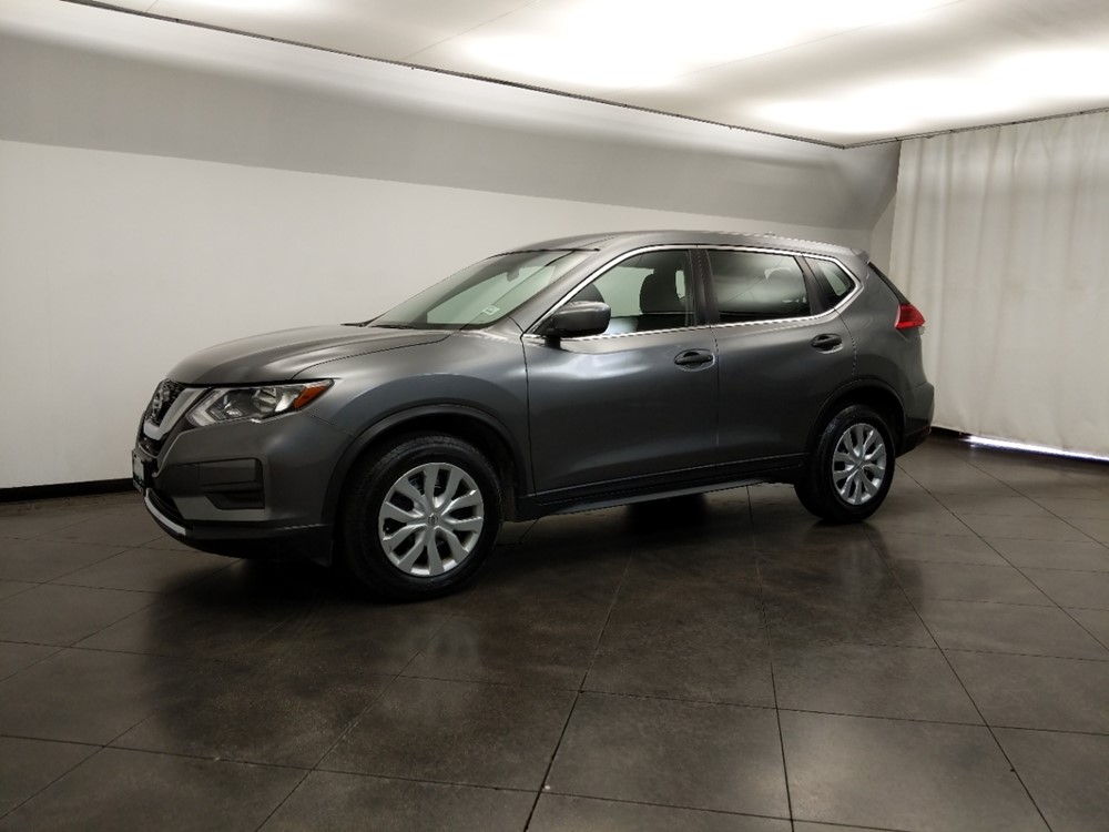 2017 Nissan Rogue - Driver Front Side