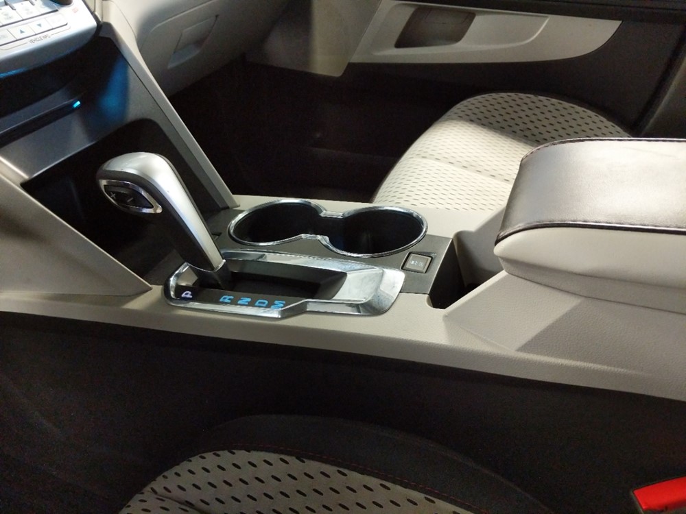 2014 Chevrolet Equinox - Center Console/Cup Holders