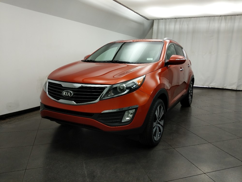 2013 Kia Sportage - Driver Front Hood