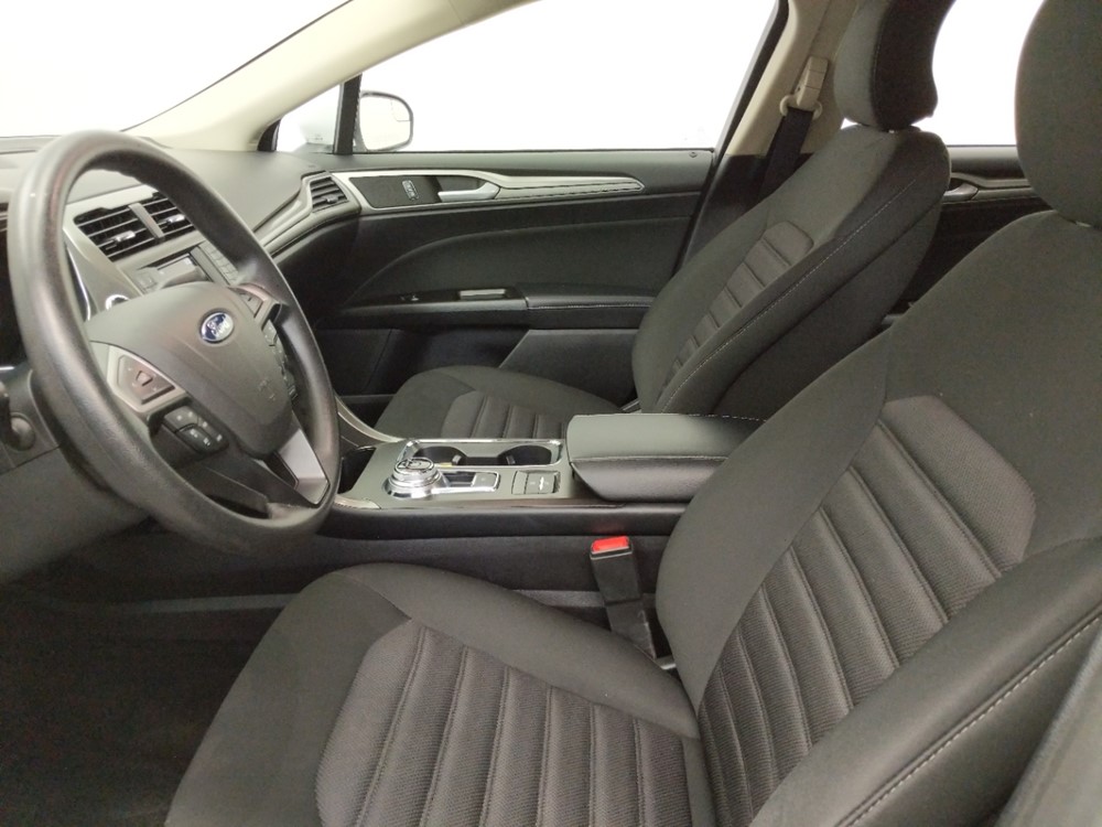 2017 Ford Fusion - Driver Front Seat