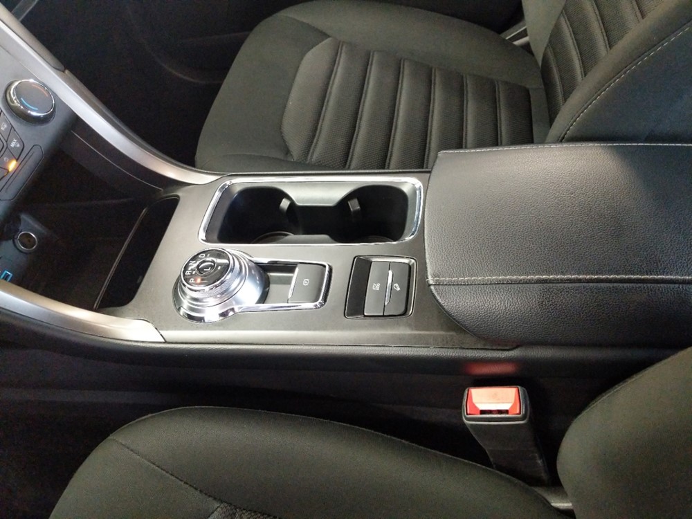 2017 Ford Fusion - Center Console/Cup Holders