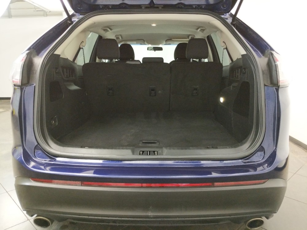 2016 Ford Edge - Trunk