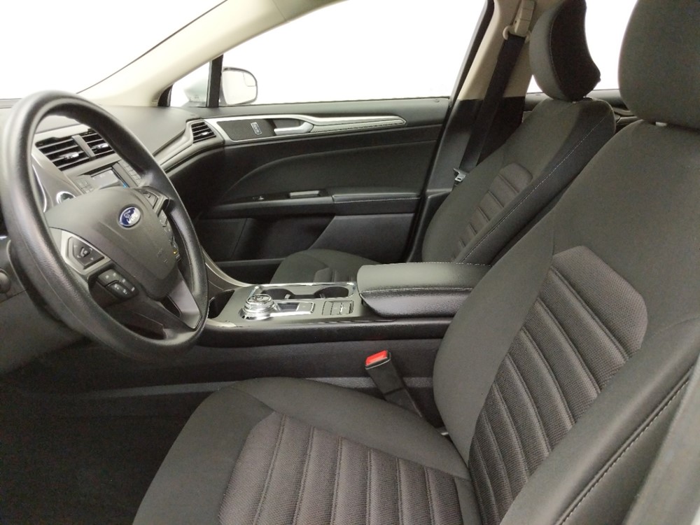 2017 Ford Fusion - Driver Front Seat