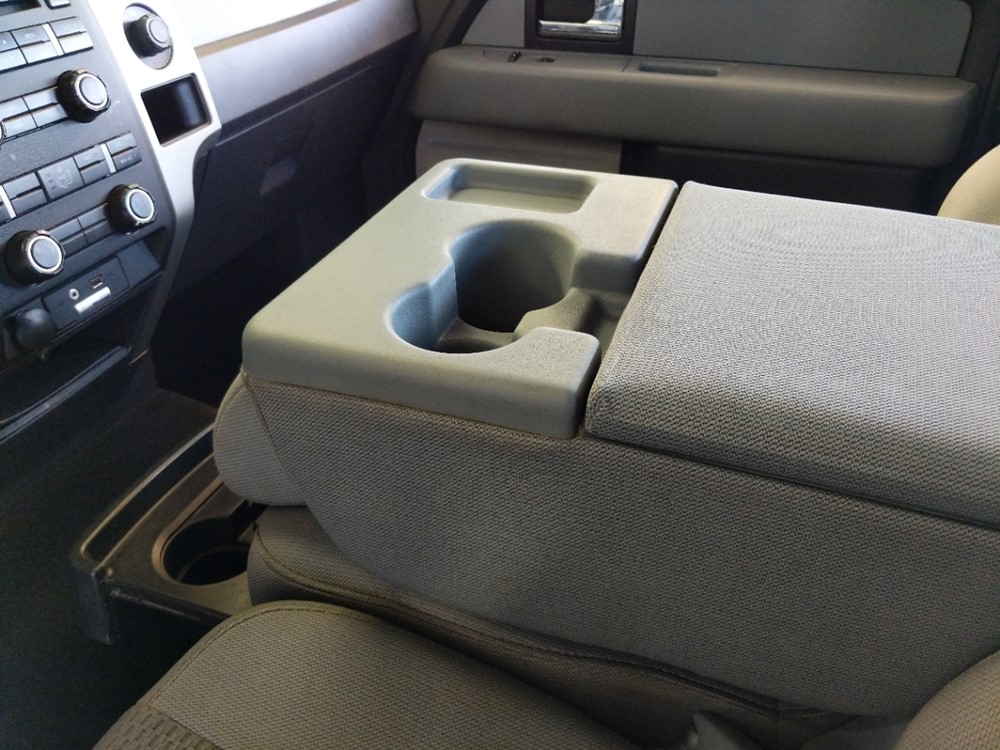 2014 Ford F-150 - Center Console/Cup Holders