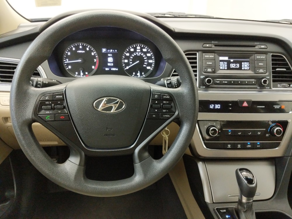 2017 Hyundai Sonata - Driver Dash