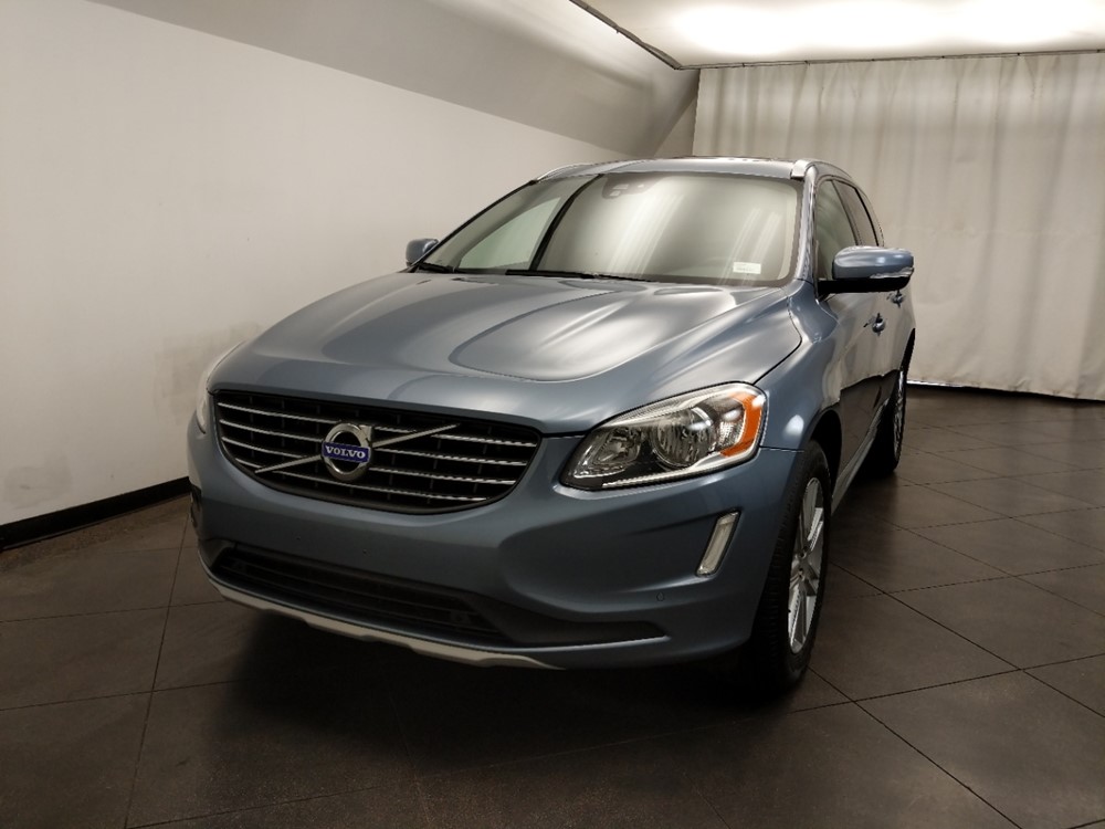 2017 Volvo XC60 - Driver Front Hood