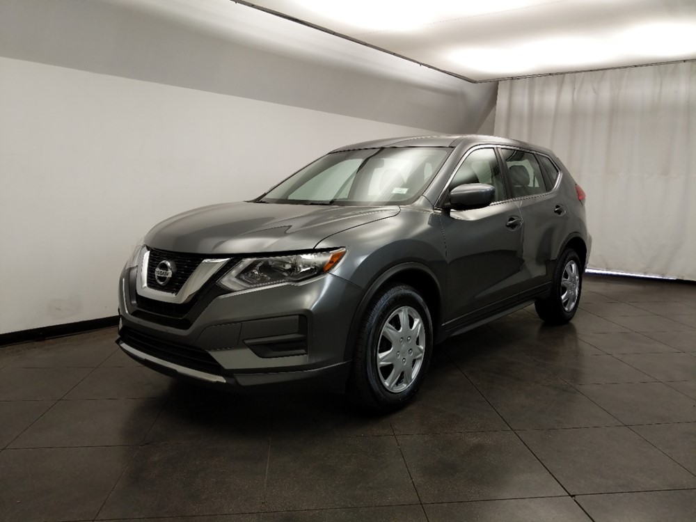 2017 Nissan Rogue - Driver Front Bumper