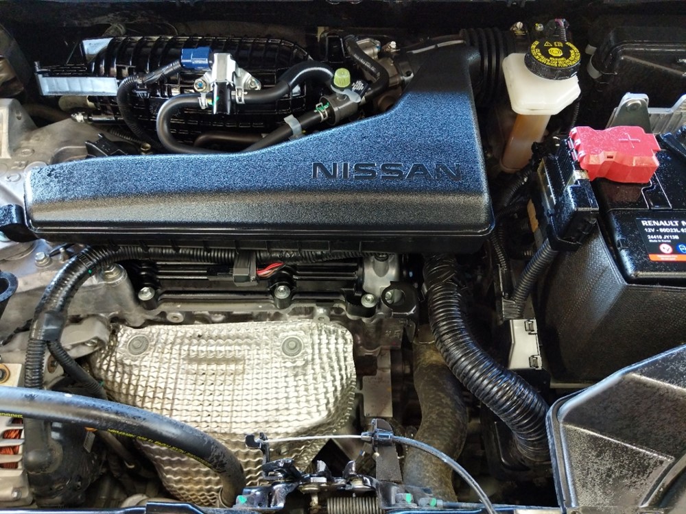 2017 Nissan Rogue - Engine