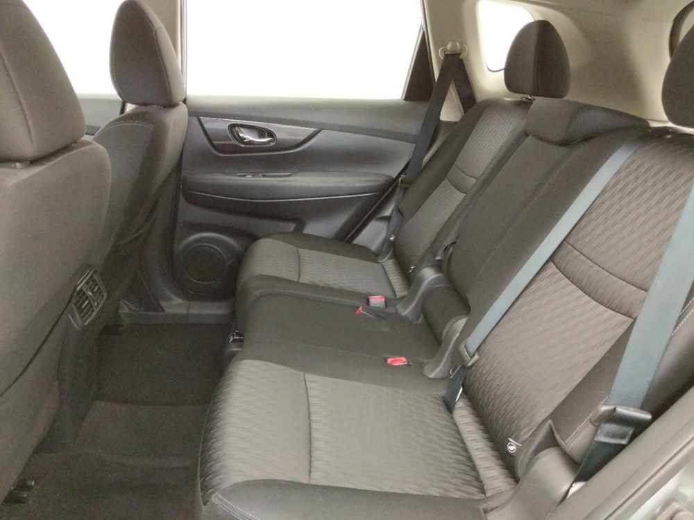 2017 Nissan Rogue - Driver Rear Seat