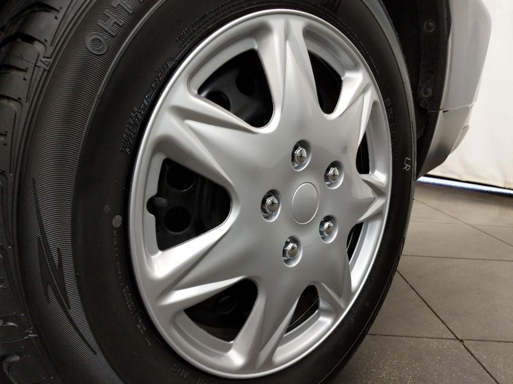 2017 Nissan Rogue - Wheel