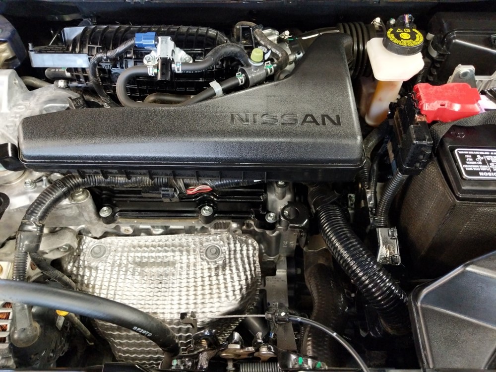 2017 Nissan Rogue - Engine