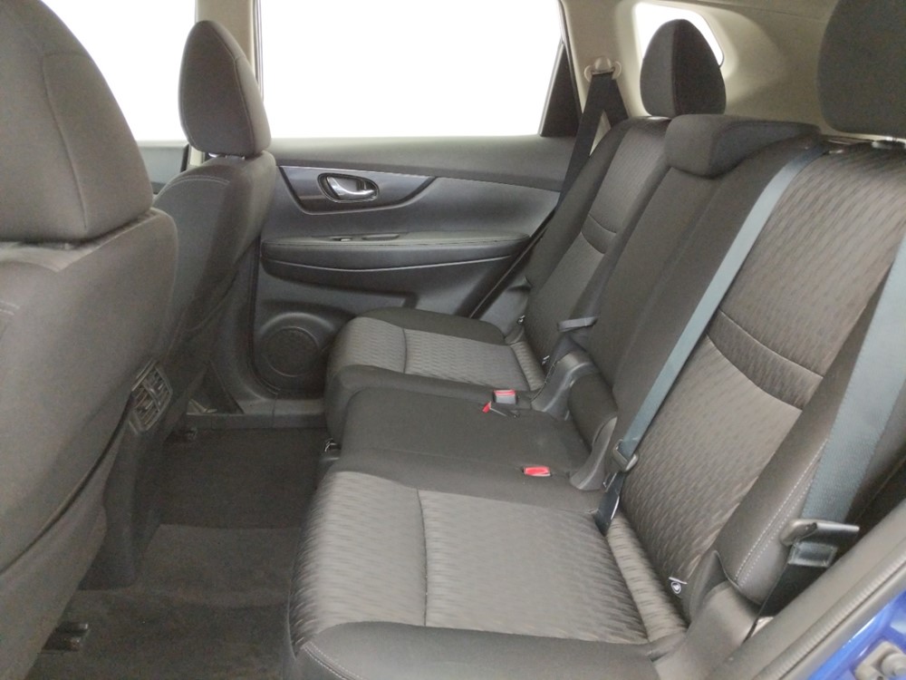 2017 Nissan Rogue - Driver Rear Seat