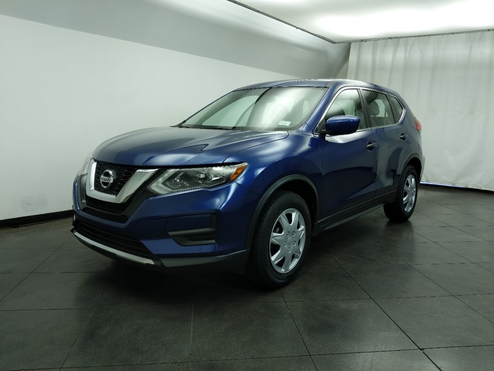 2017 Nissan Rogue - Driver Front Bumper