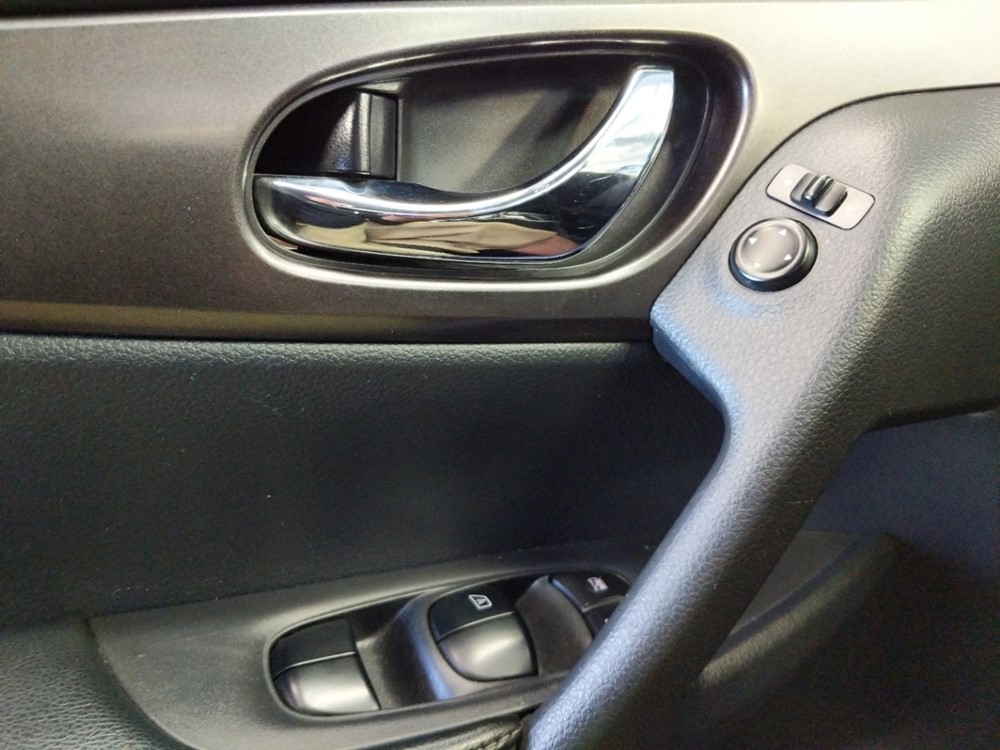 2015 Nissan Rogue - Driver Power Windows/Lock Control