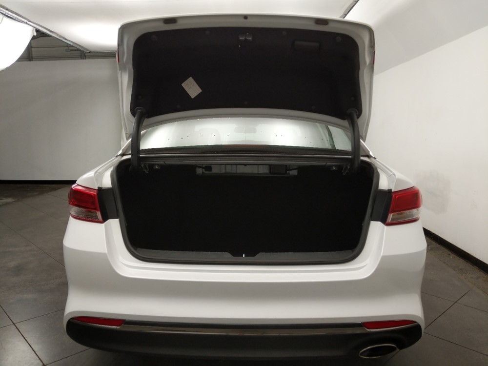 2018 Kia Optima - Trunk
