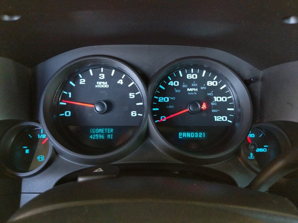 2013 Chevrolet Silverado 1500 - Odometer Close Up
