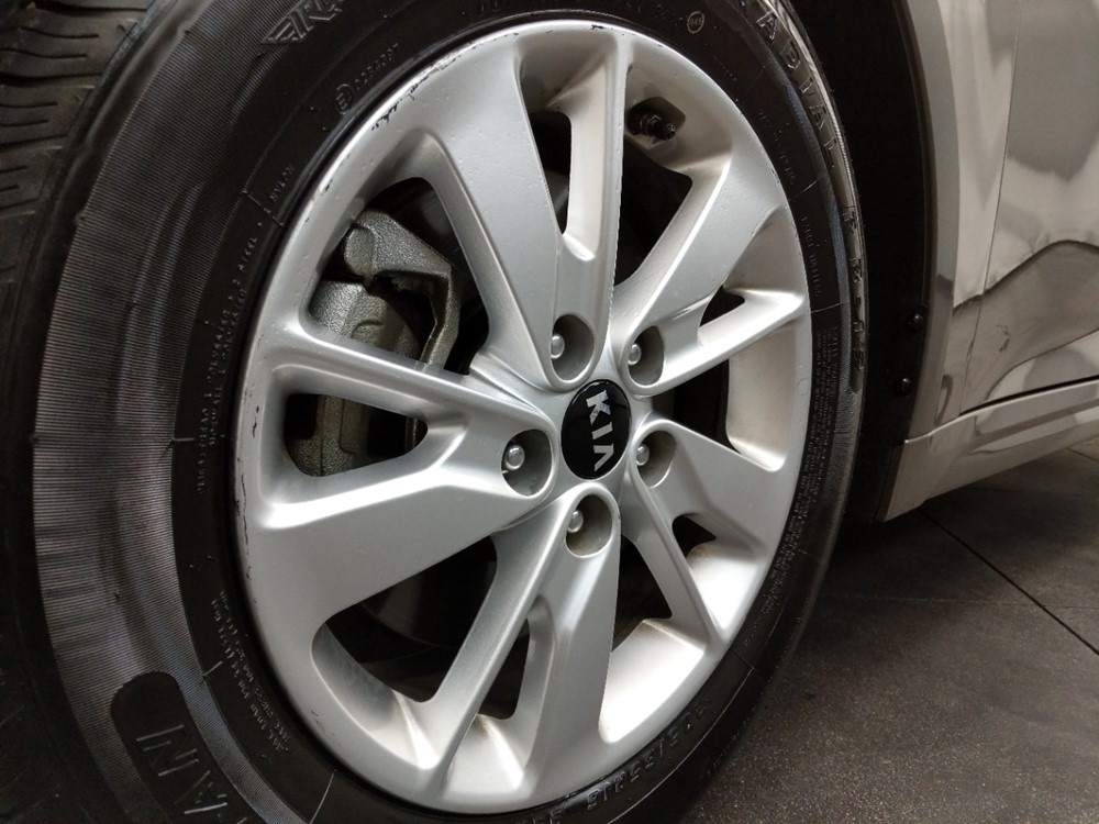 2018 Kia Optima - Wheel