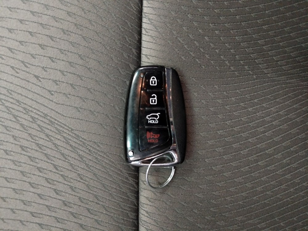 2018 Hyundai Santa Fe - Keys