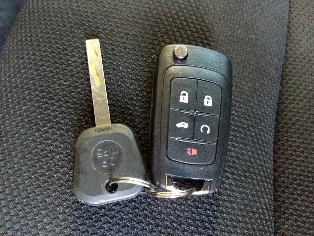 2016 Chevrolet Cruze - Keys